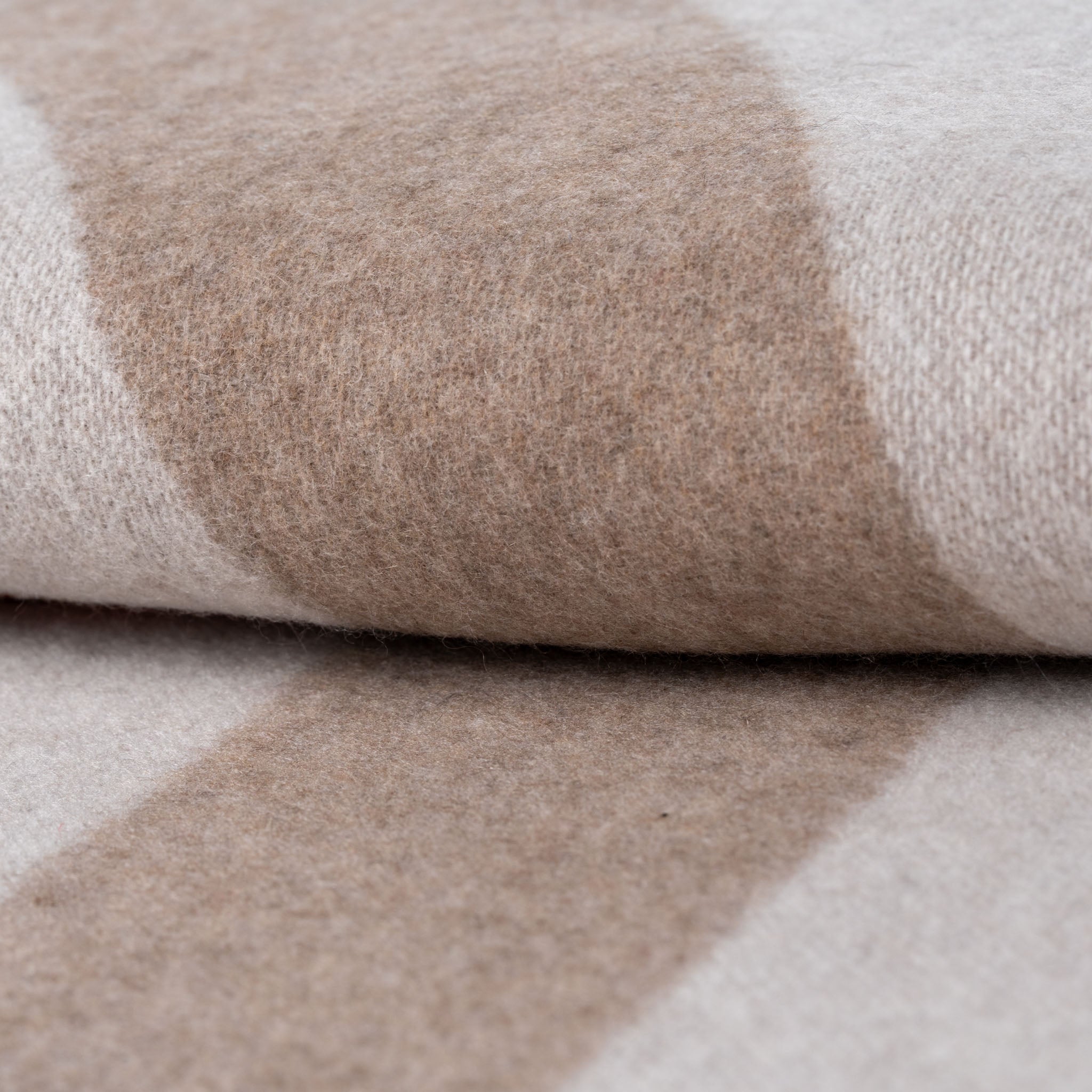 ATHEN Cashmere Throw Blanket Ecru - GordinathrowEagle Products