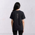 Bild in Galerie-Betrachter laden, The Papyrus women’s embroidered T-shirt in navy, alternate back view