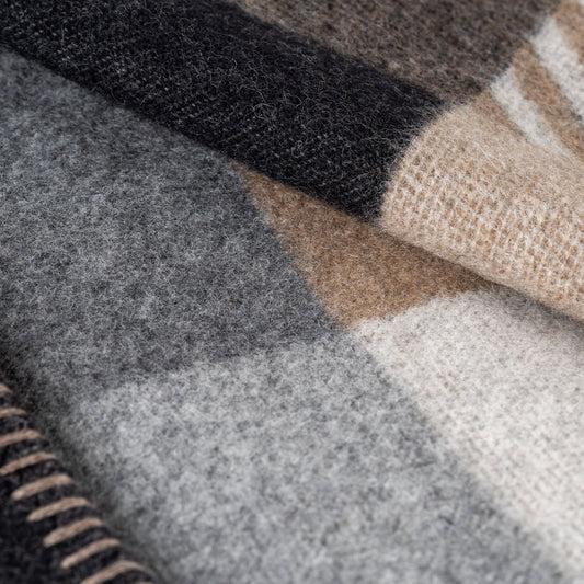 MONTREAL Virgin Wool Throw Blanket - GordinathrowEagle Products