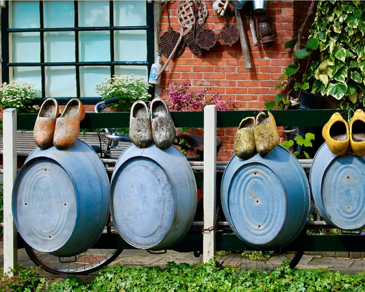 The Essence of Dutch Home Decor: Timeless Simplicity & Elegance