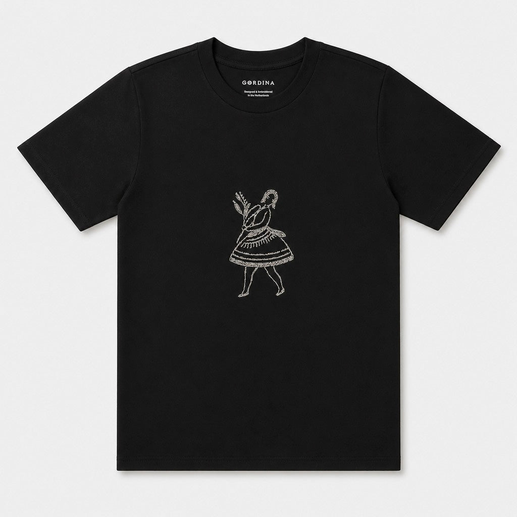 
So wäschst du ein besticktes Baumwoll-T-Shirt — Gordina-Stickerei