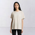 Bild in Galerie-Betrachter laden, The Ward Faded Bone women’s heavyweight T-shirt, plain front view
