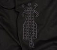 Bild in Galerie-Betrachter laden, Wider embroidery detail on The Ward Faded Coal women’s T-shirt
